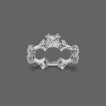 Pretty Chic Solitaire Ring