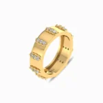Shimmering-Wedding-Band-For-Him-Yellow-Gold-Side-View