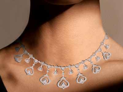 luna-charm-gold-diamond-necklace-model-shoot